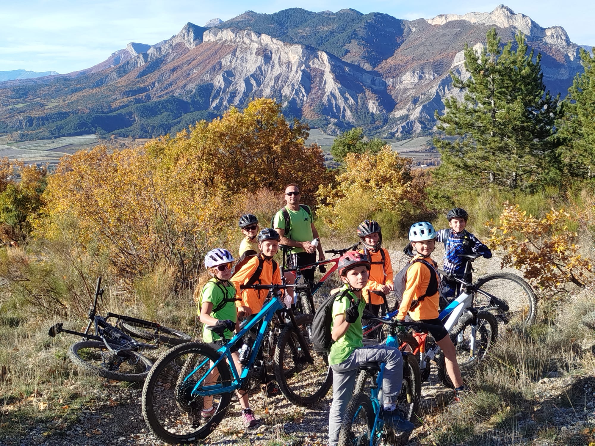 VTT enfant sportif avec Tallard D+